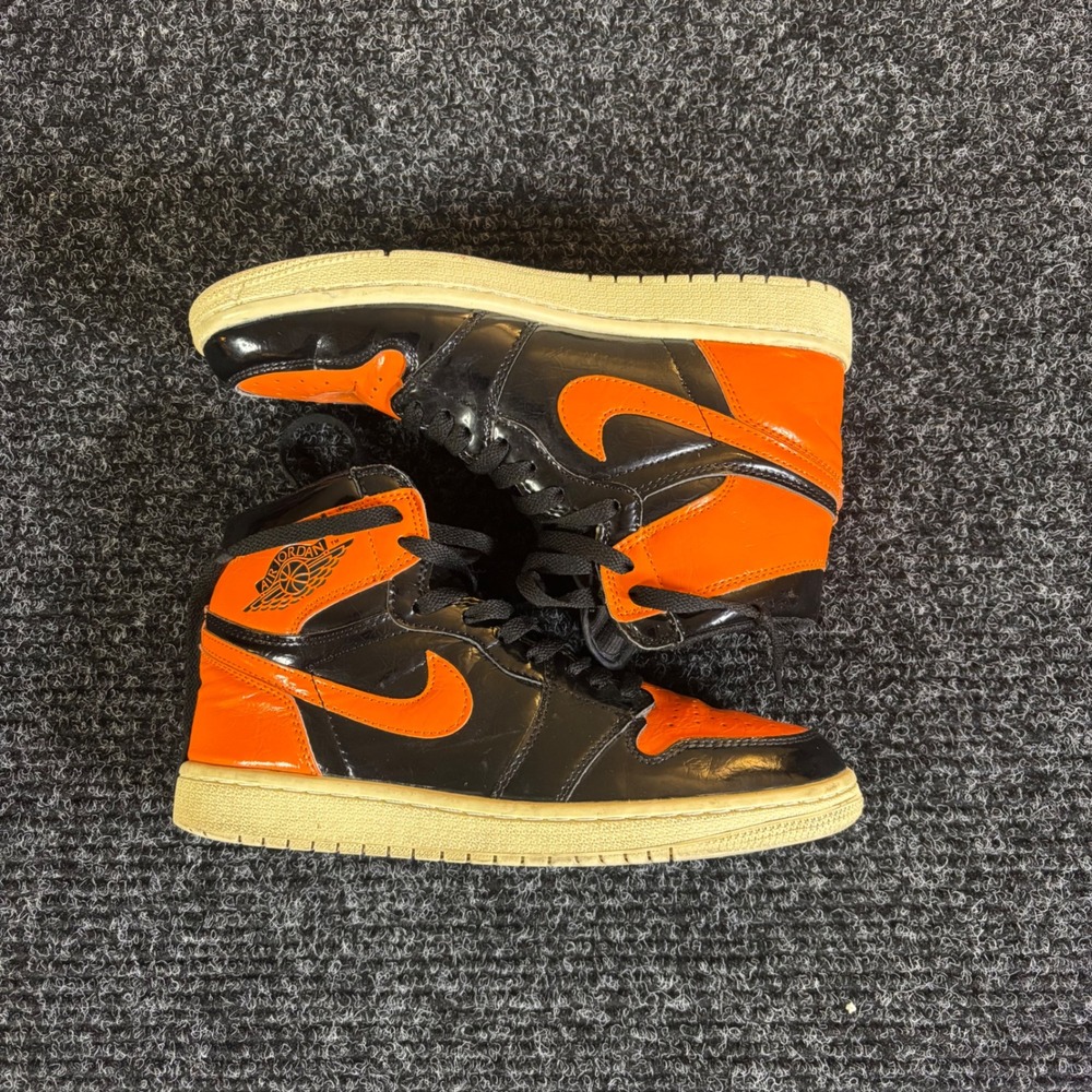 Nike Air Jordan 1 Retro High OG Shattered Backboard 3.0 Black Orange 555088-028